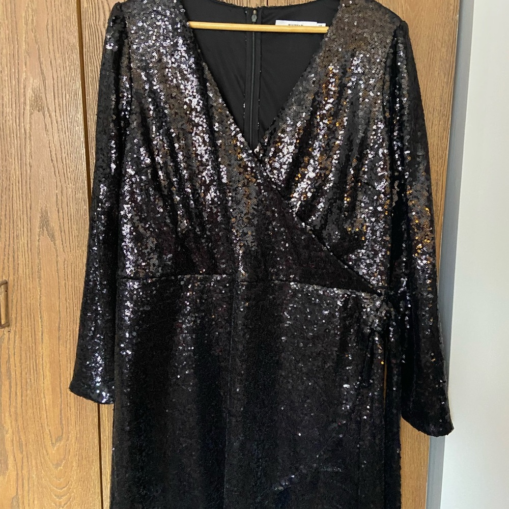 JustFab Shimmering Black Sequin Dress